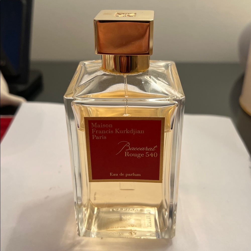 Baccarat Rouge 540. Maison Francis Kurkdjian Eau de parfum - Picture 2 of 8